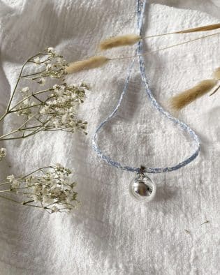 Bola de grossesse argent et cordon liberty